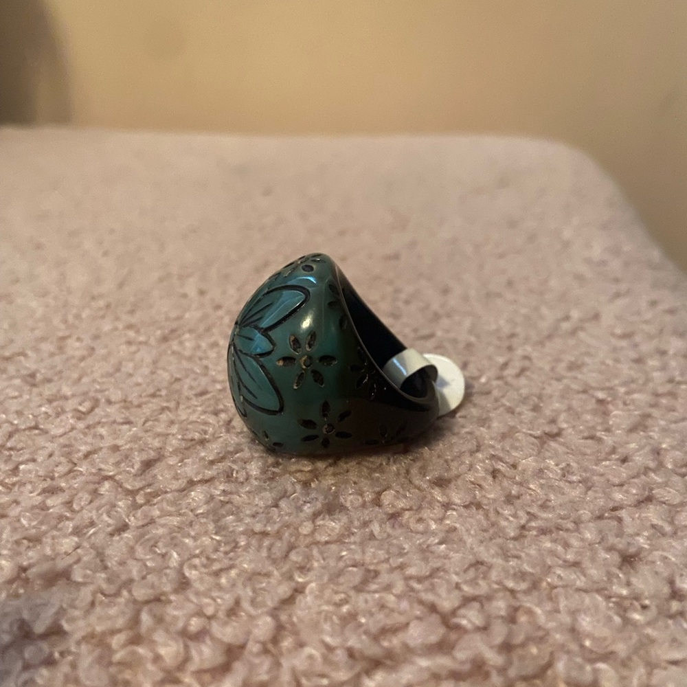Green Flower Ring